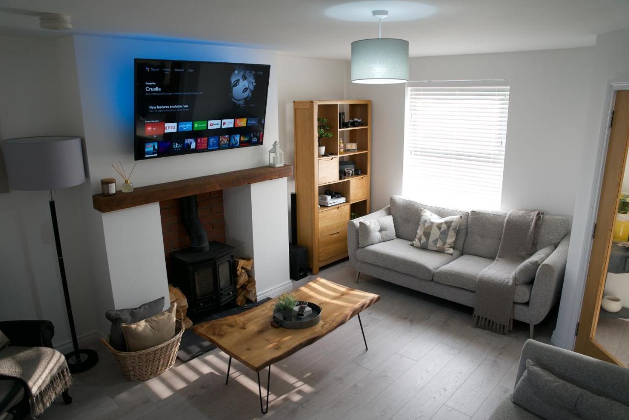 Modern 3 Bedroom Coastal Home Newry Exterior foto